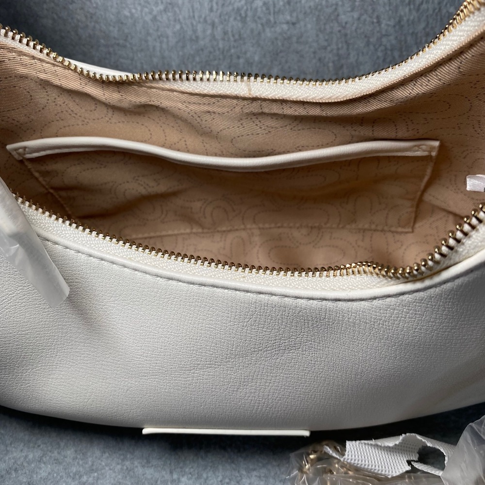 True Religion Crescent Hobo Bag Women's Small Cream Studded Y2K Shoulder Bag NWT - Picture 13 of 13